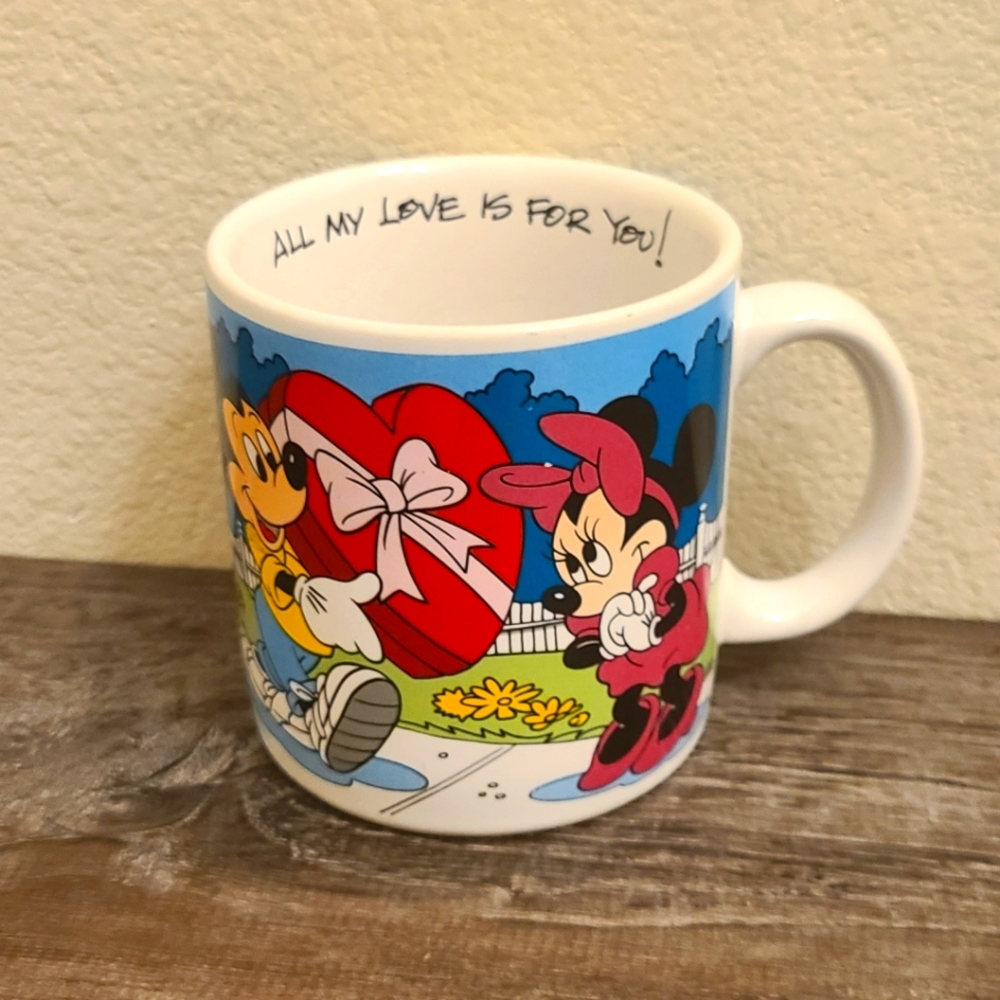 Vintage Mickey Mouse Love Mug
